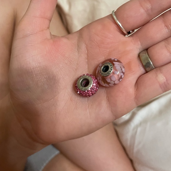 Pandora charm bracelet - Picture 5 of 10